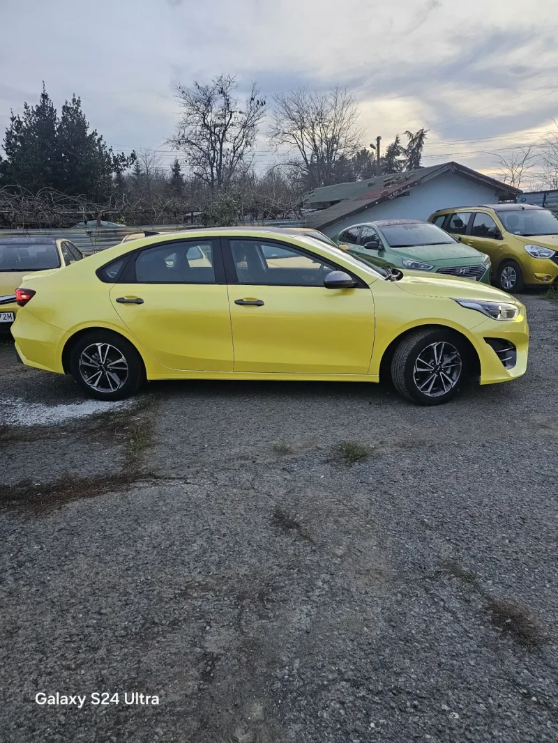 Kia Ceed Бензин, снимка 4 - Автомобили и джипове - 52202580