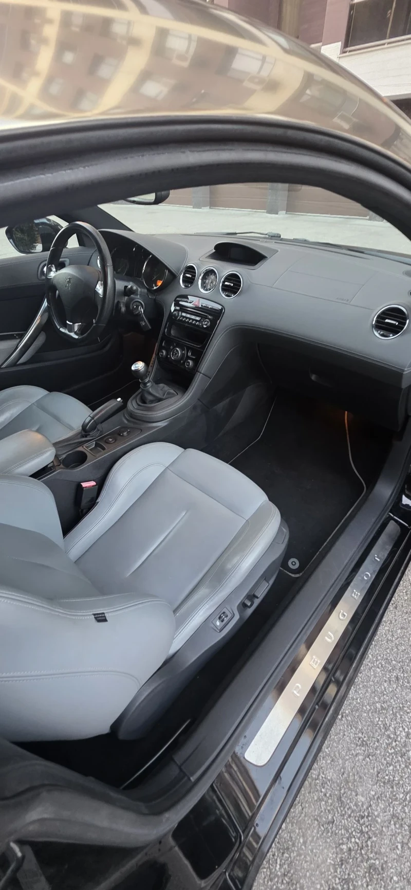 Peugeot RCZ 1.6 TURBO, снимка 10 - Автомобили и джипове - 52705342