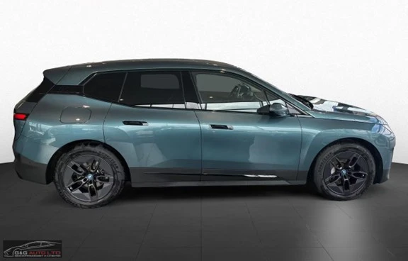 BMW iX xDrive50/523HP/HUD/CAM/AHK/HUD/LED/NAVI/KLESS/496g - изображение 4