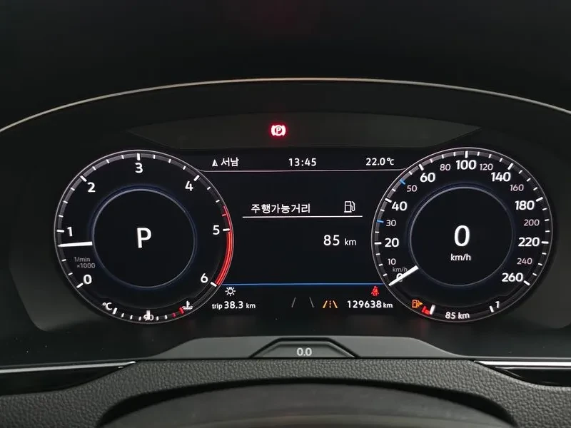 VW Passat 2.0 TDI, снимка 8 - Автомобили и джипове - 56325036