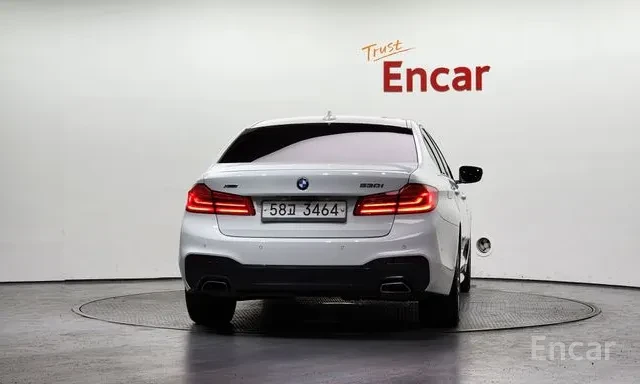 BMW 530 i xDrive M Sport* HUD* ������* ACC | Mobile.bg � ����������� 5