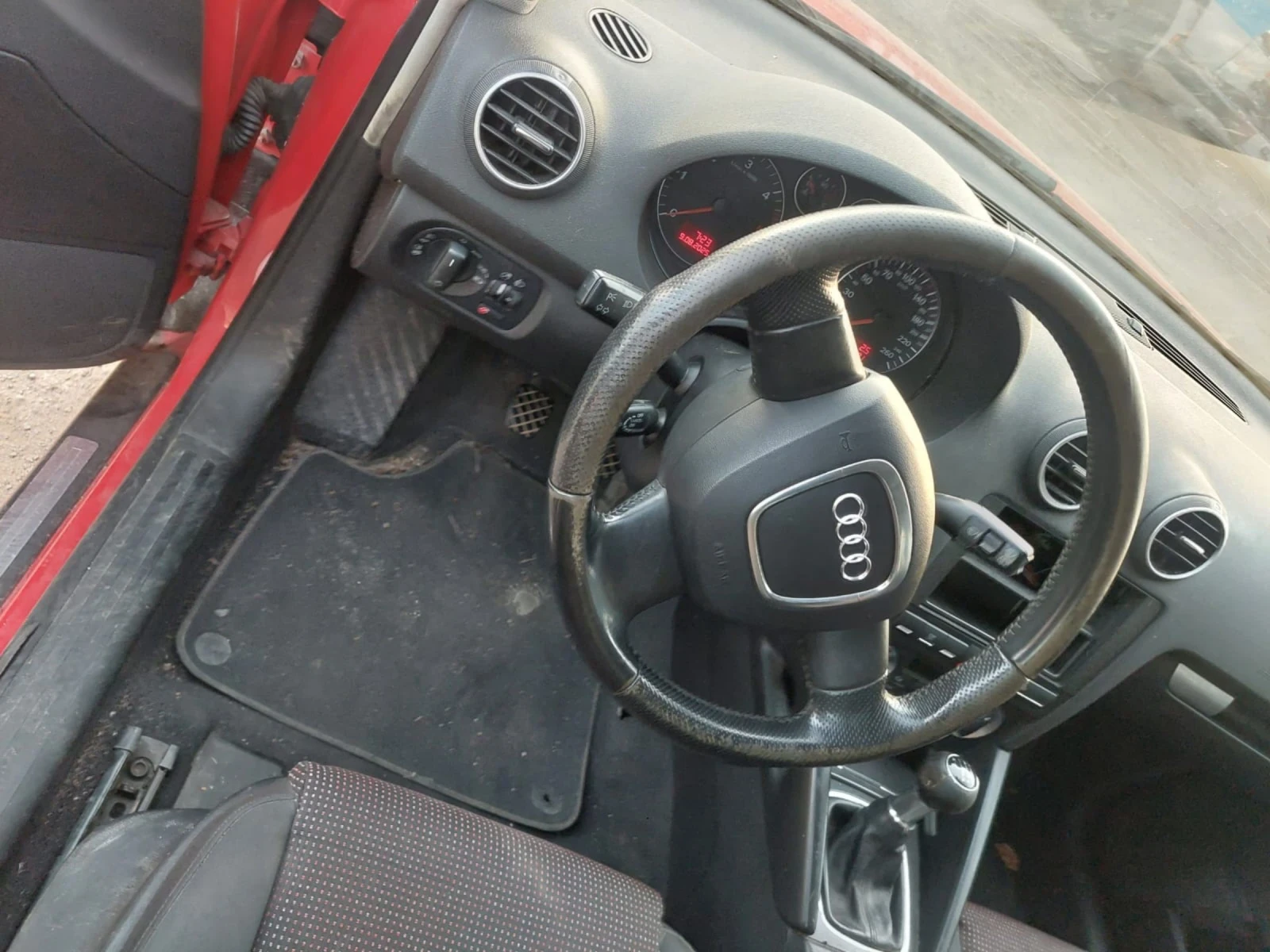 Audi A3 2.0 тди, снимка 1