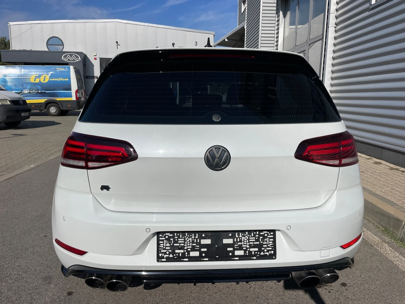 VW Golf 2.0TSI+ 4Motion+ R-Line+ Подгрев - изображение 4