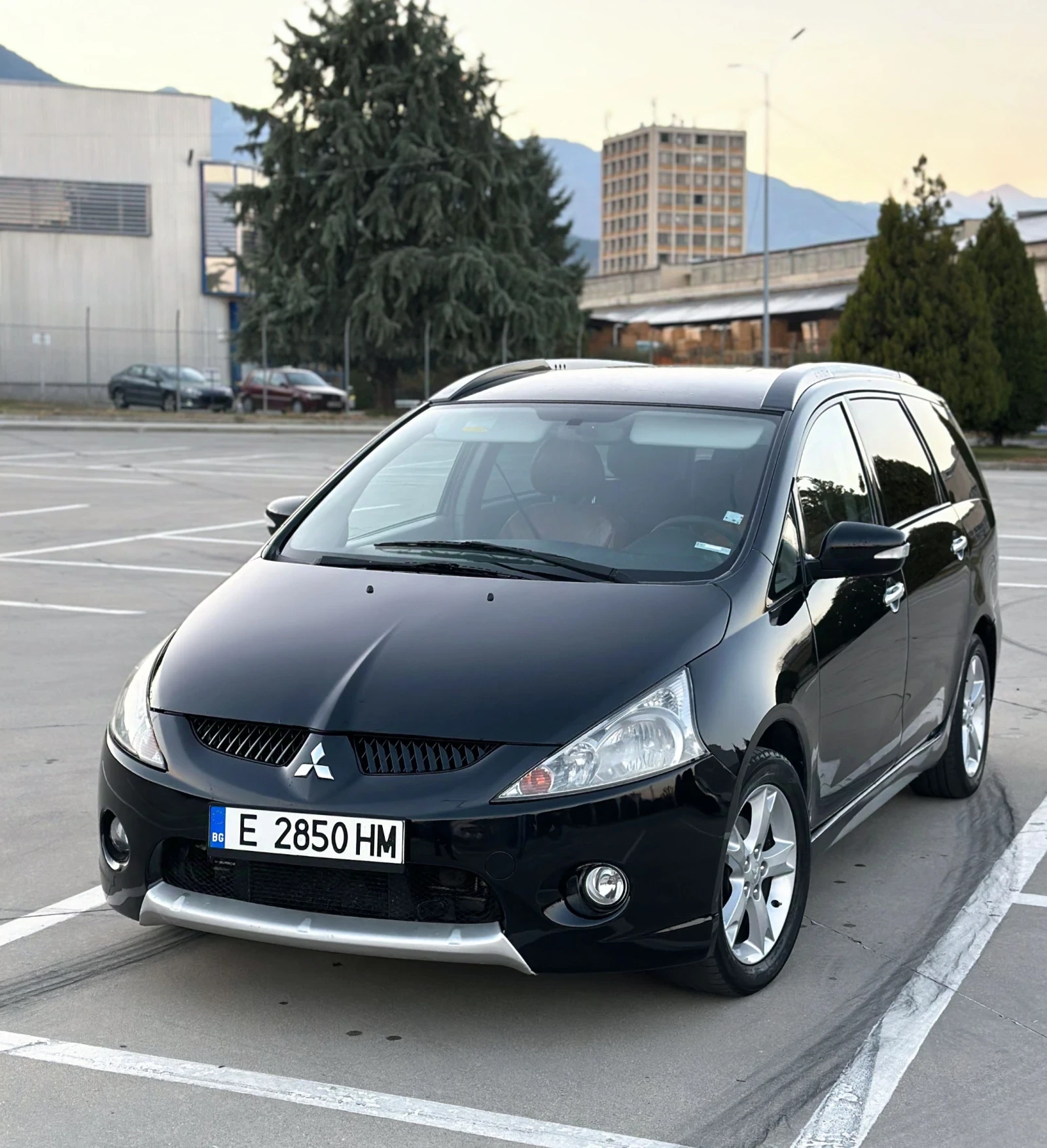 Mitsubishi Grandis  - изображение 2