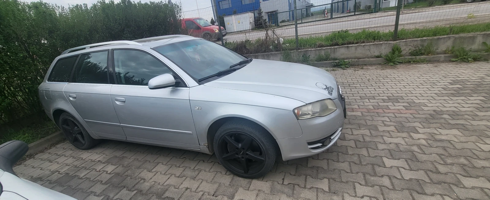 Audi A4  7скорости - изображение 5