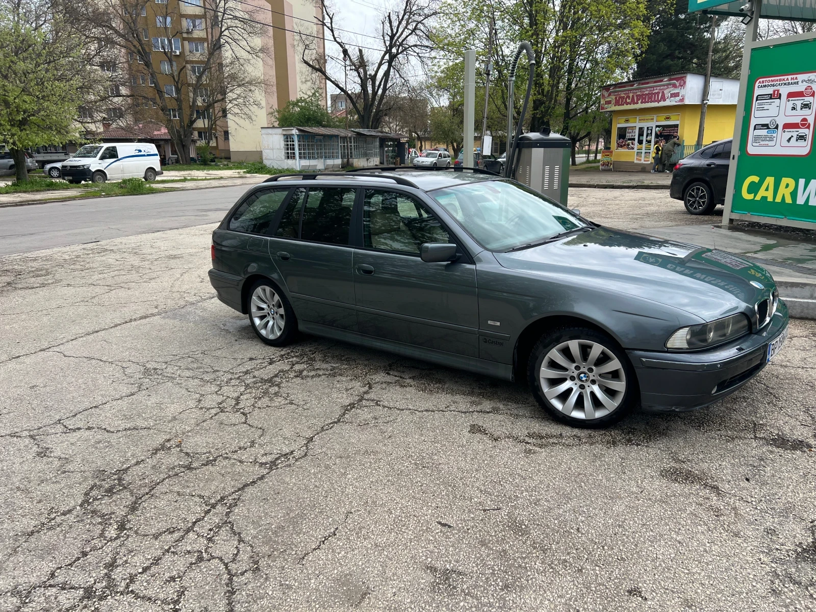 BMW 520  - изображение 8
