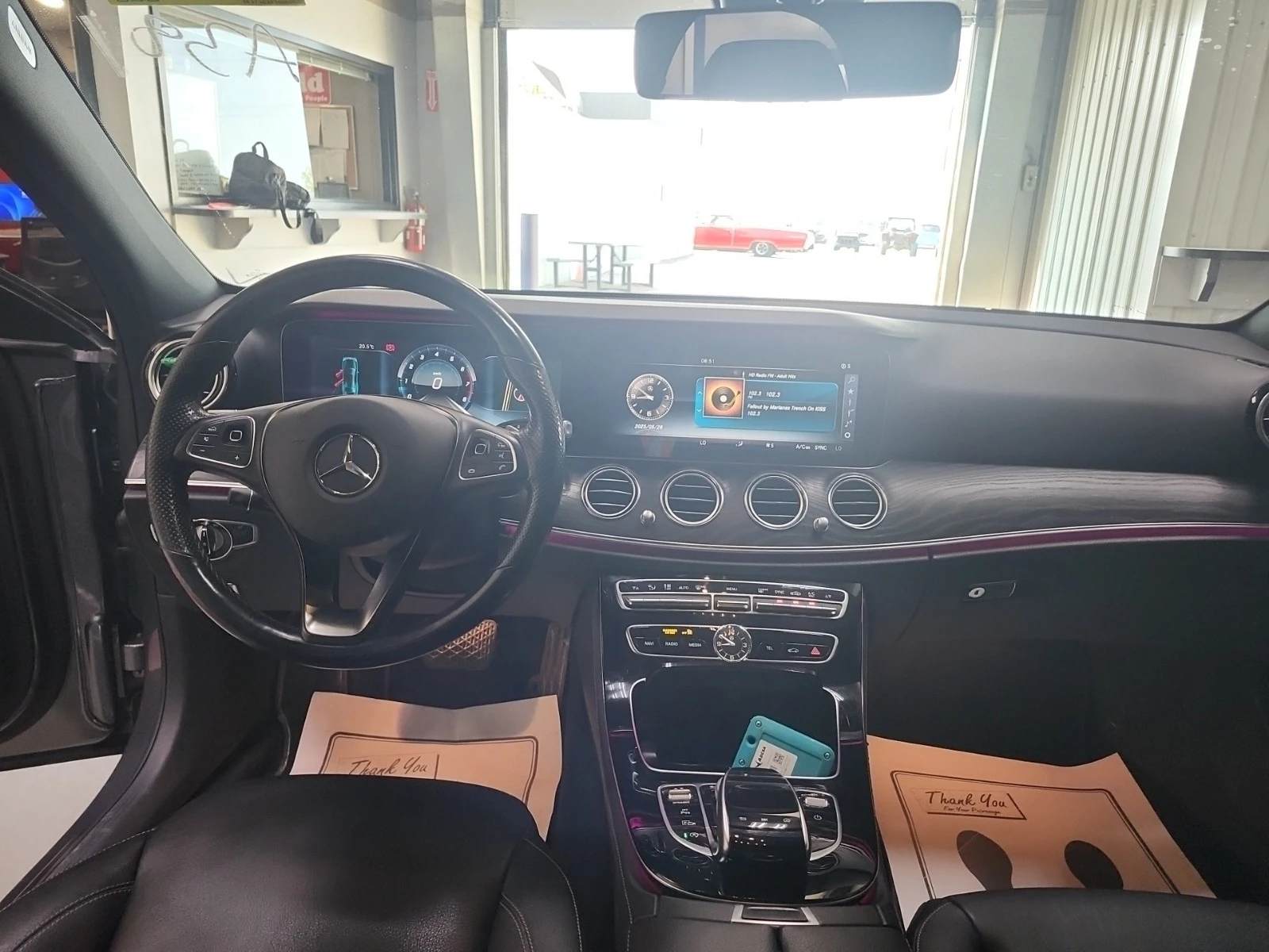 Mercedes-Benz E 400 (ЦЕНА ДО БЪЛГАРИЯ) * CARFAX*  - изображение 6