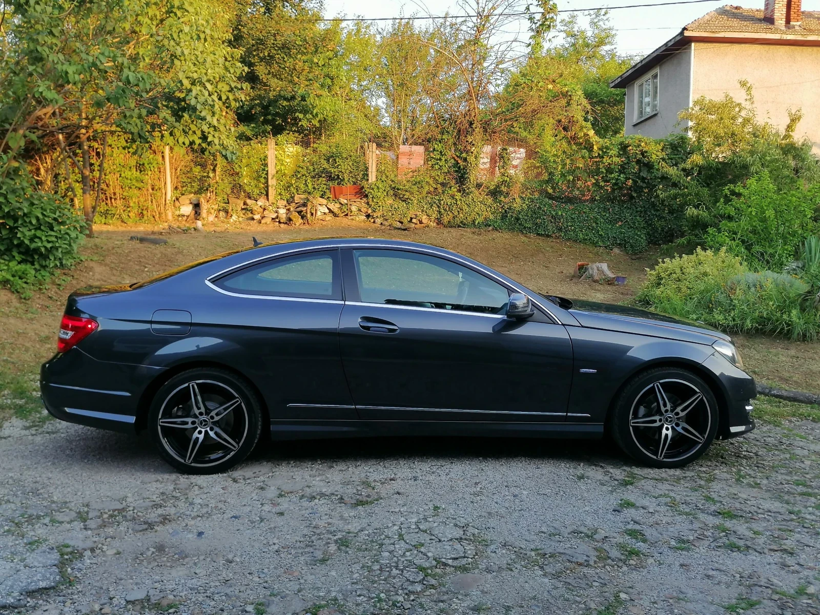 Mercedes-Benz C 220 2.2 AMG пакет  - изображение 4