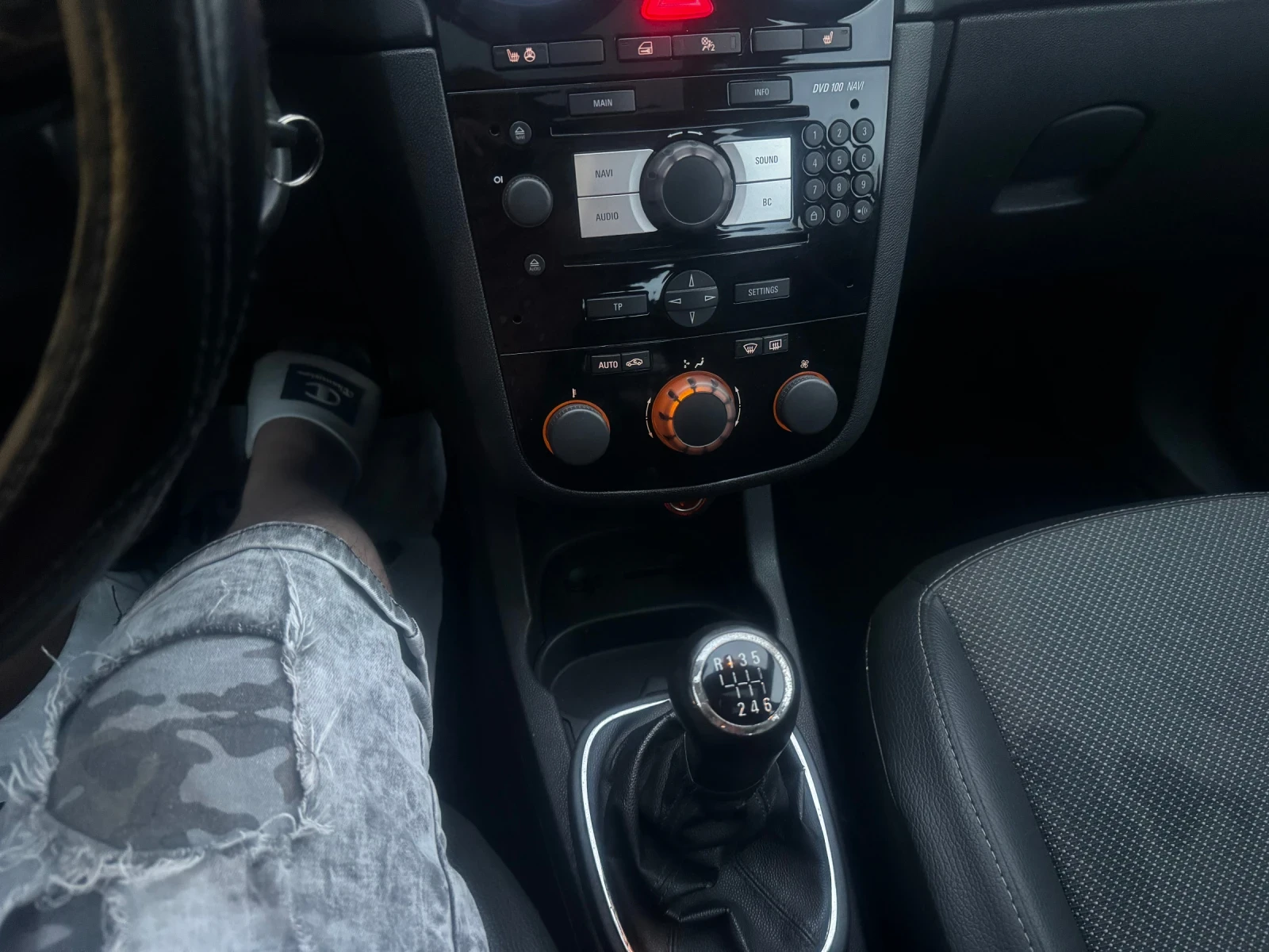 Opel Corsa 1.7 CDTI 125 PS KLIMATRONIK NAVI | Mobile.bg   17