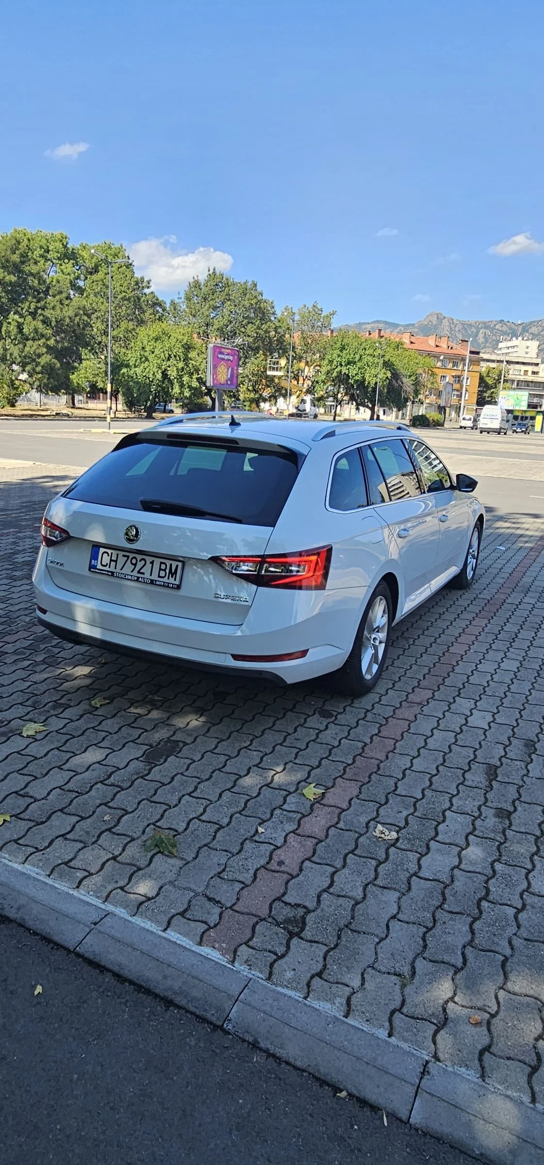 Skoda Superb 2.0 FACELIFT - изображение 5