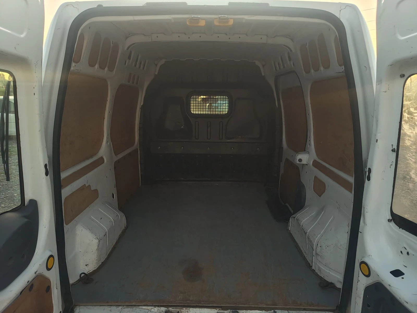 Ford Connect 1.8 TDCi  - изображение 9