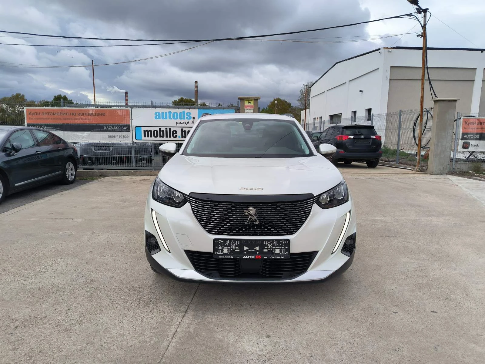 Peugeot 2008 1.5d-Navi-Kamera-Automat-Euro-6D-Keyless | Mobile.bg   1