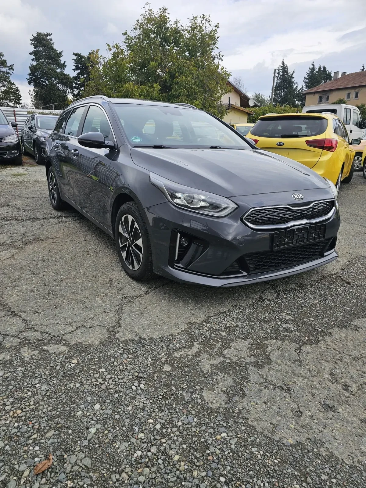 Kia Ceed Hybrid | Mobile.bg   3