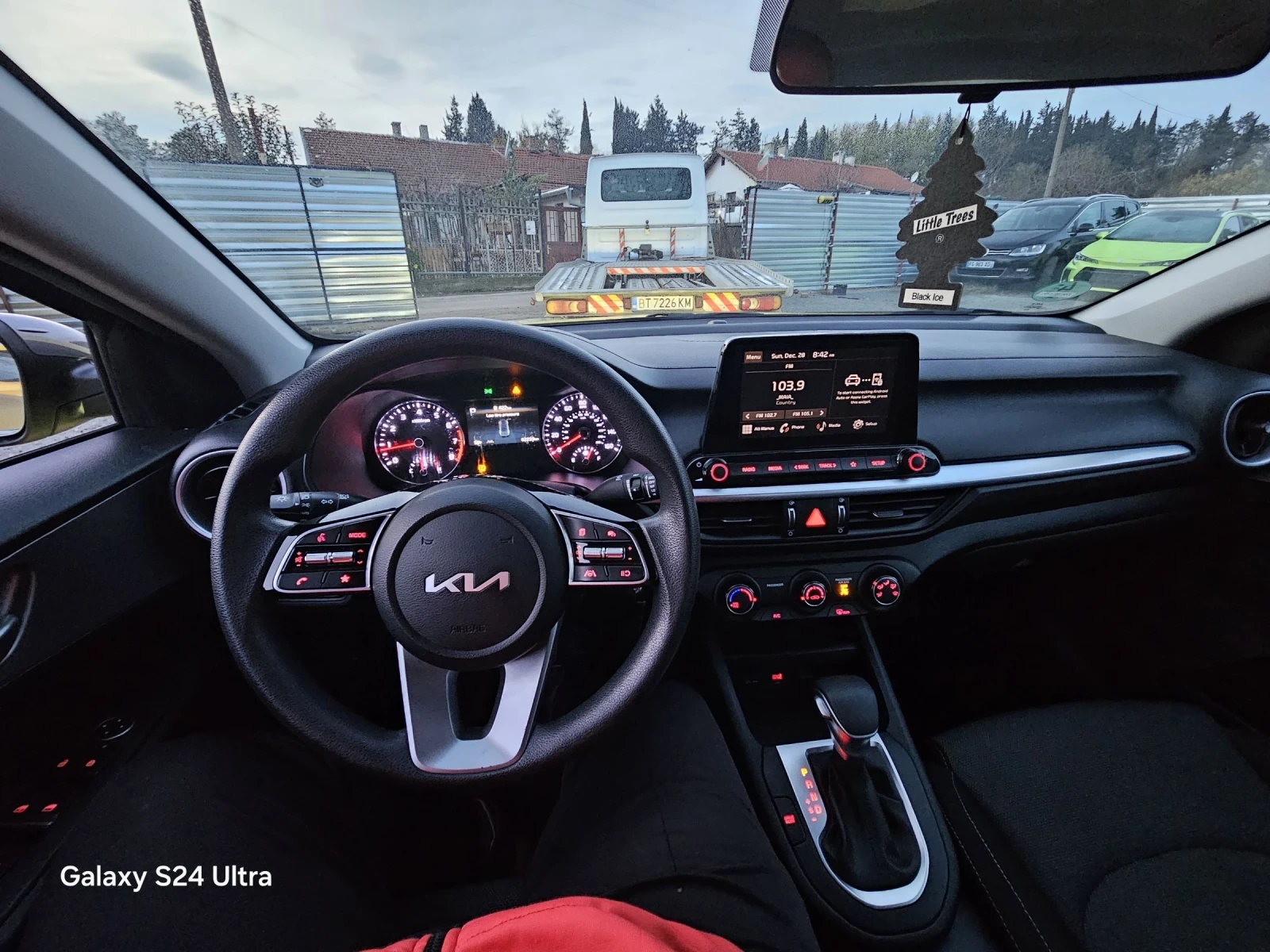 Kia Forte  | Mobile.bg   8