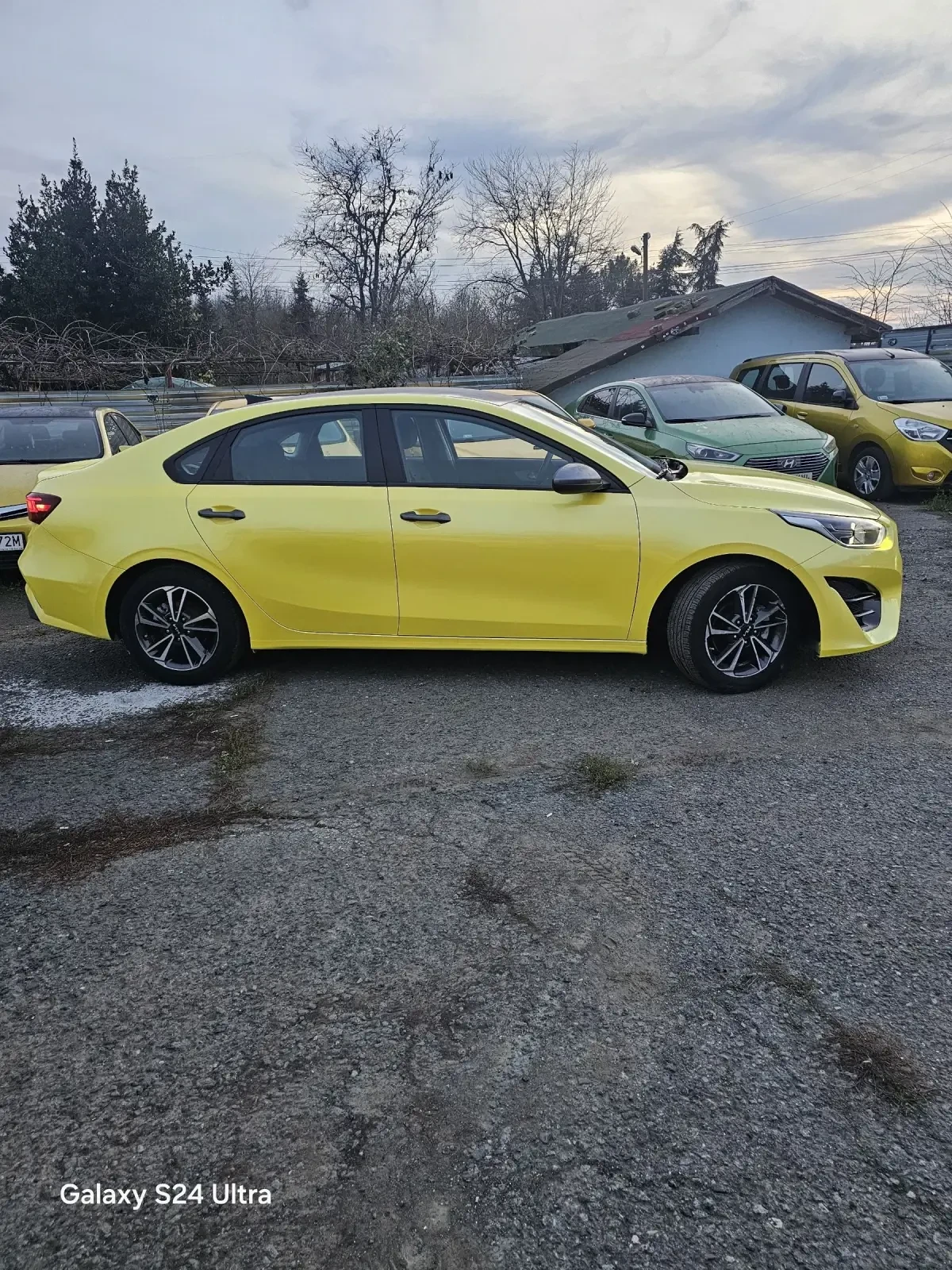 Kia Forte  | Mobile.bg   4