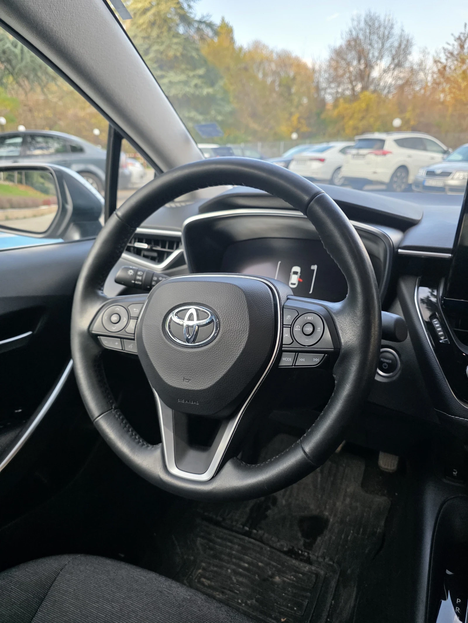 Toyota Corolla 1.8 executive plus - изображение 6