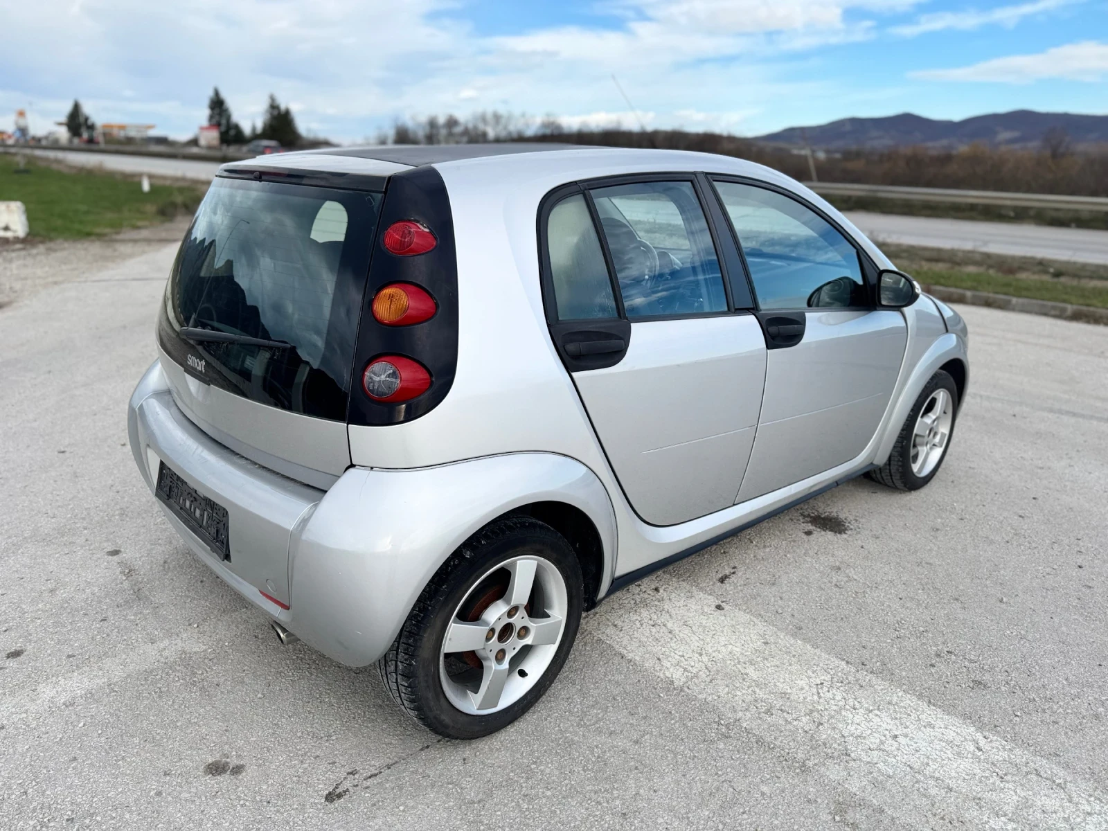 Smart Forfour 83 500 КМ - изображение 6