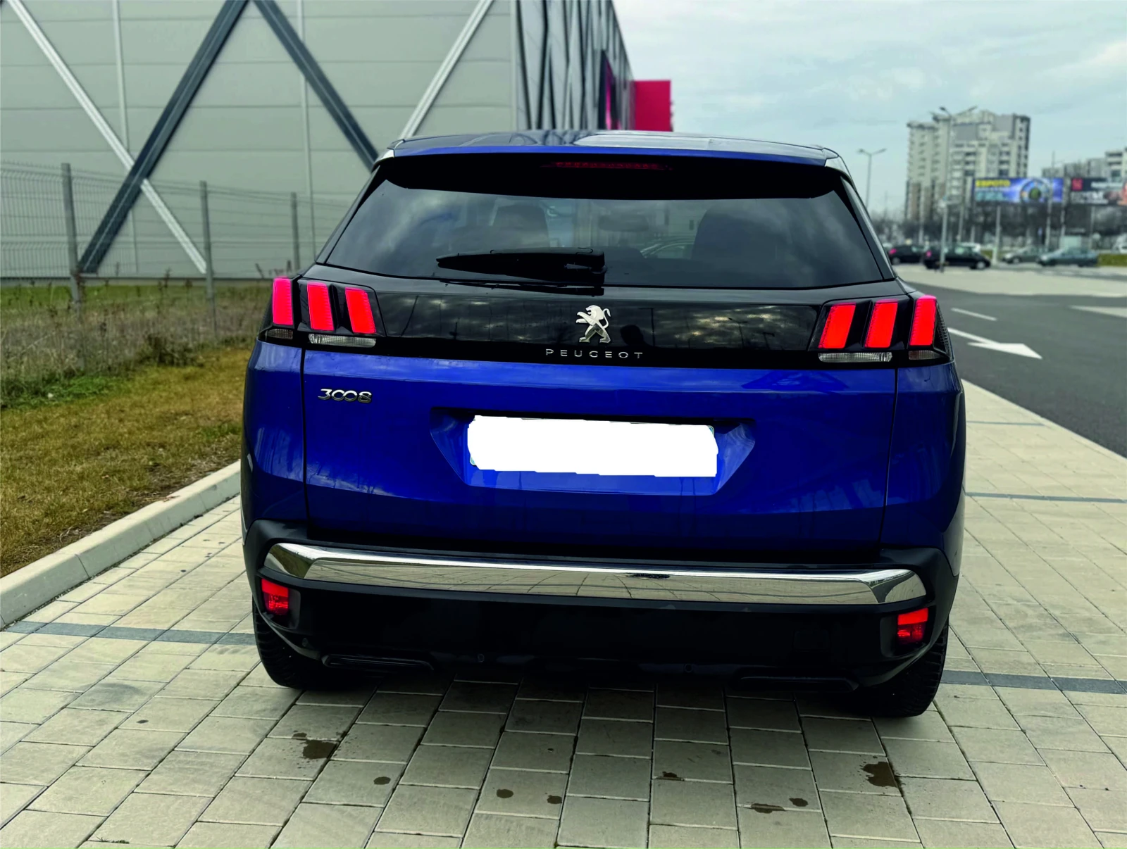 Peugeot 3008 1.5 HDI Автомат - изображение 6