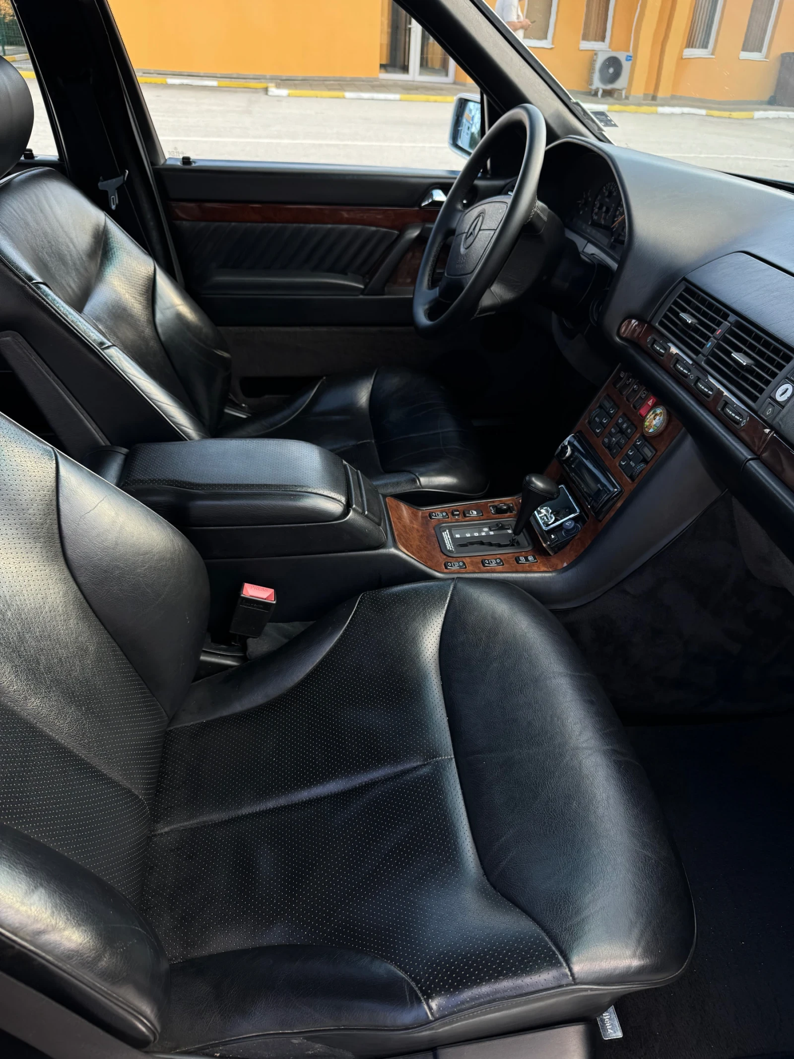 Mercedes-Benz S 320, снимка 11 - Автомобили и джипове - 54102847