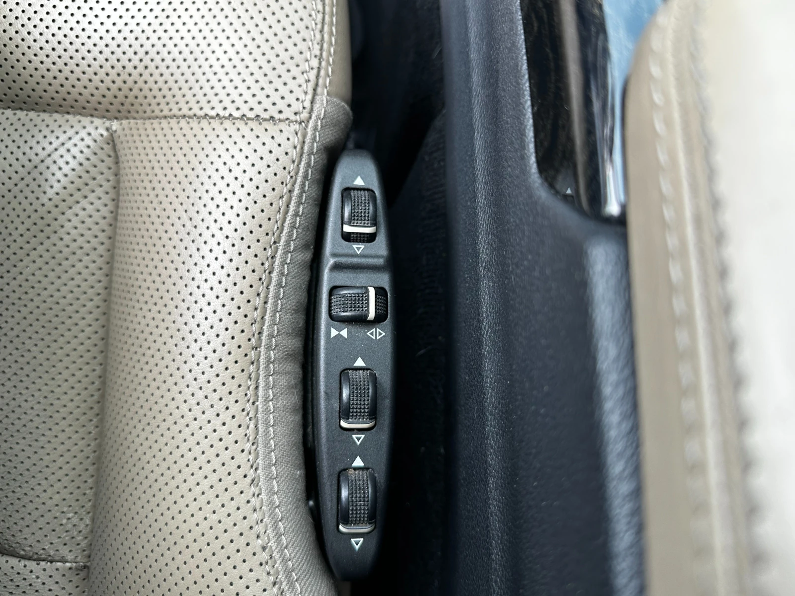 Mercedes-Benz E 350 3.0d 231 к.с./ГАРАНЦИЯ ОТ КЕНТАВЪР, снимка 13 - Автомобили и джипове - 54616193