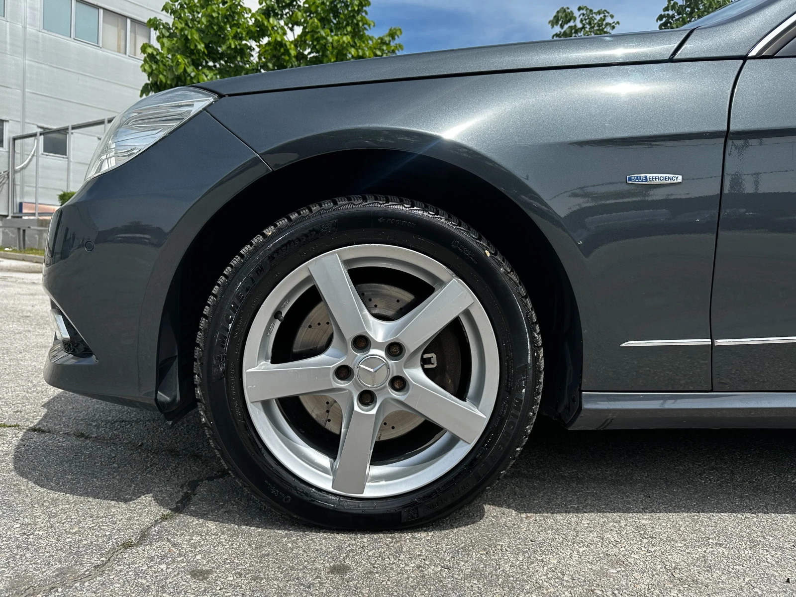 Mercedes-Benz E 350 3.0d 231 к.с./ГАРАНЦИЯ ОТ КЕНТАВЪР, снимка 8 - Автомобили и джипове - 54616193