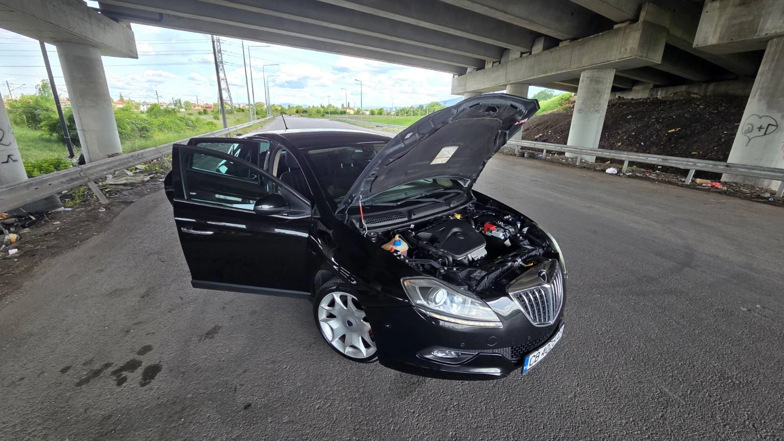 Lancia Delta 1.4 Т-jet, снимка 4 - Автомобили и джипове - 54670116