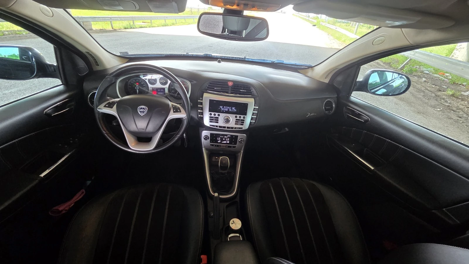 Lancia Delta 1.4 Т-jet, снимка 8 - Автомобили и джипове - 54670116