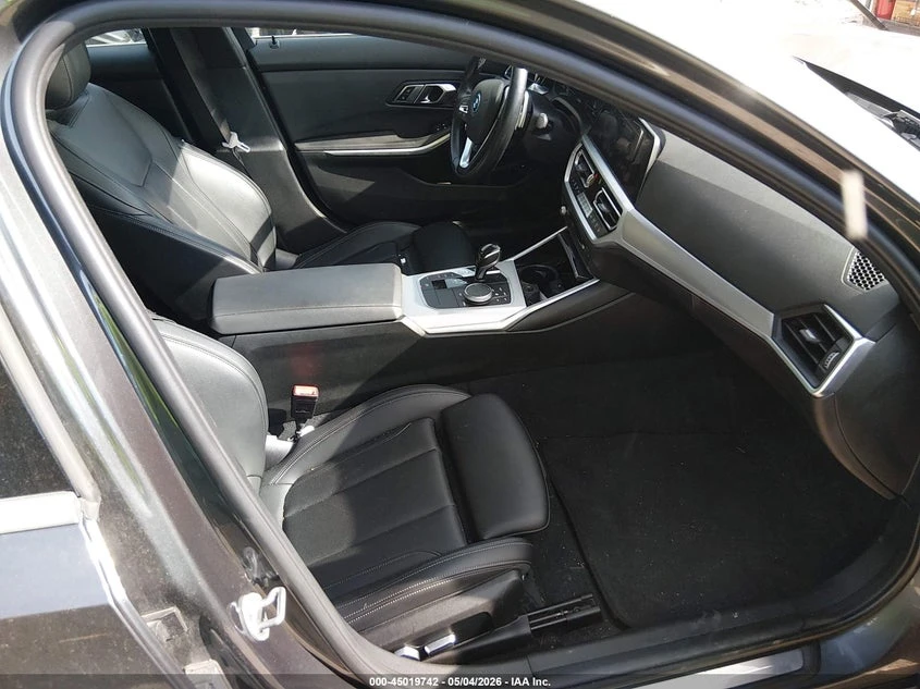 BMW 330 * E xDrive* PLUG-IN HYBRID* ������ ����*  | Mobile.bg � ����������� 5