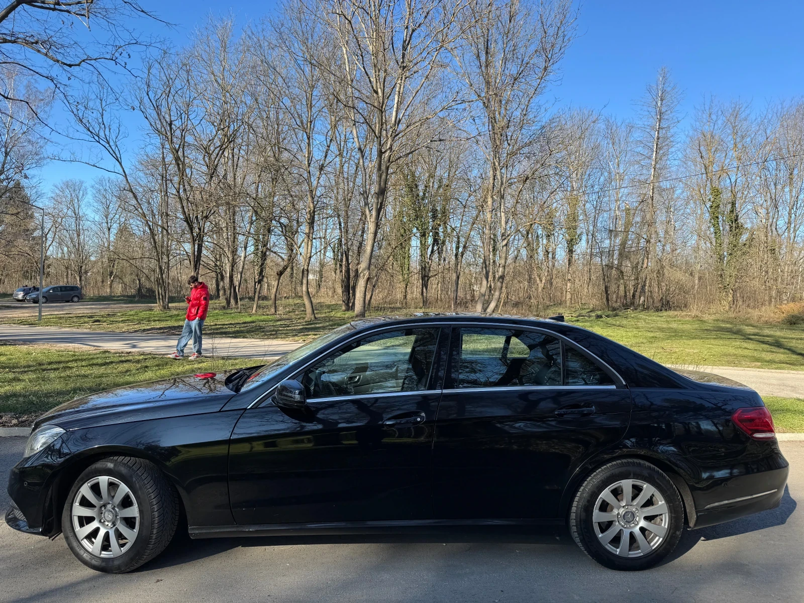 Mercedes-Benz E 220, снимка 9 - Автомобили и джипове - 54787015