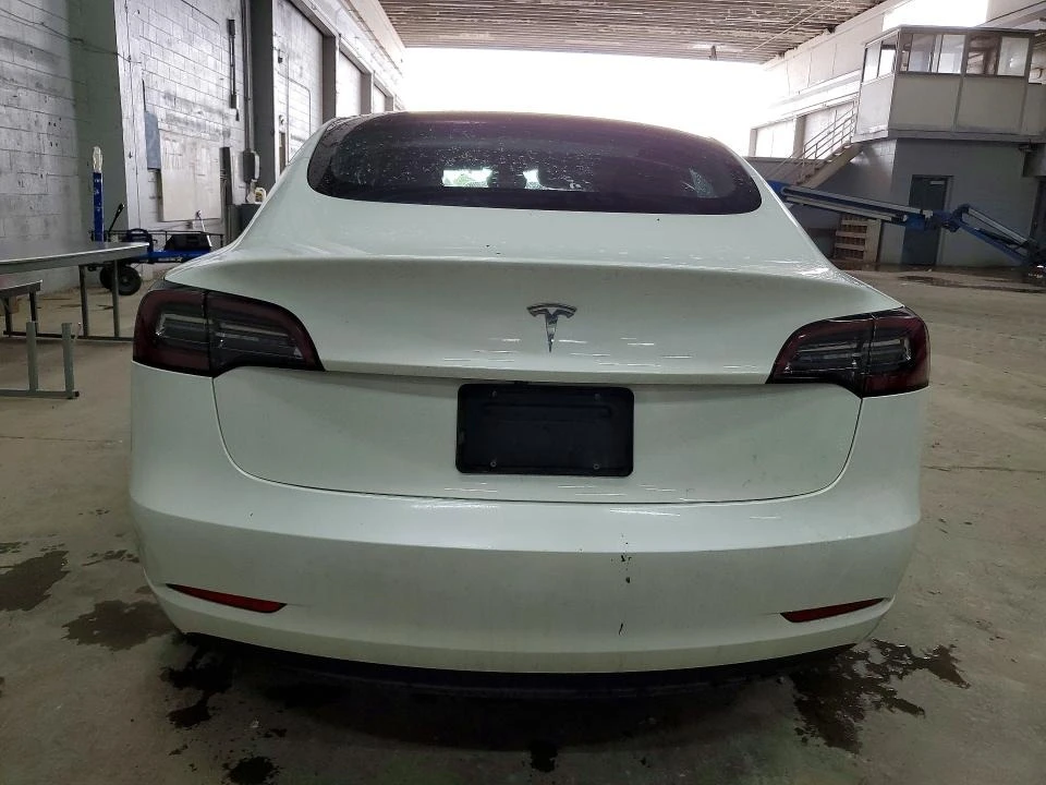 Tesla Model 3, снимка 6 - Автомобили и джипове - 54818826