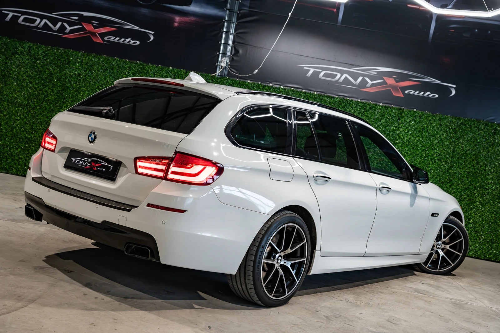BMW 530 530/ XDRIVE/ F11/ 8ZF/ ALCANTARA / M-PERFORMANCE, снимка 4 - Автомобили и джипове - 54990599