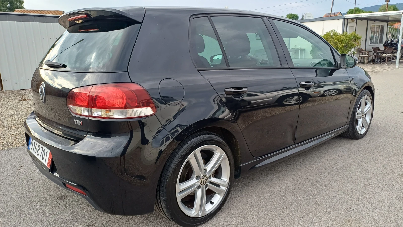 VW Golf R-LINE, снимка 3 - Автомобили и джипове - 55125366