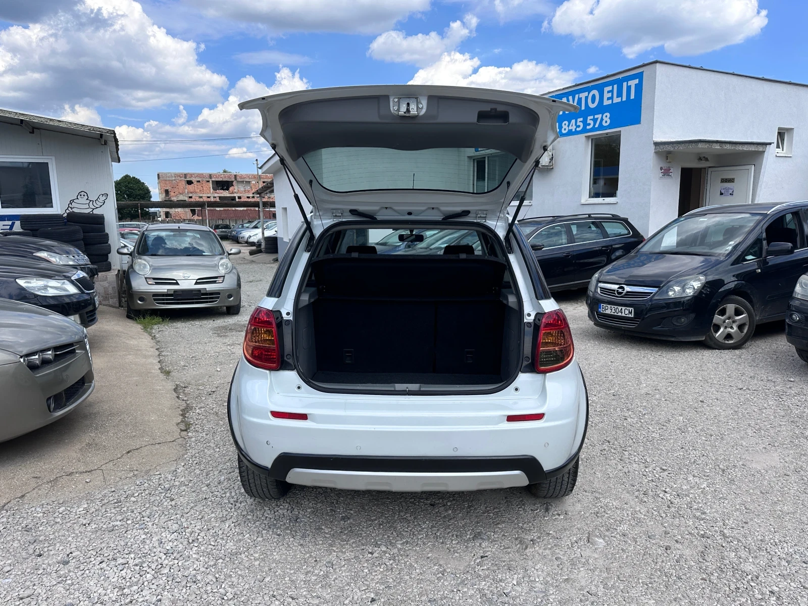 Suzuki SX4 1.5i GAZ - КЛИМАТИК - РЕАЛНИ КИЛОМЕТРИ, снимка 17 - Автомобили и джипове - 55185688