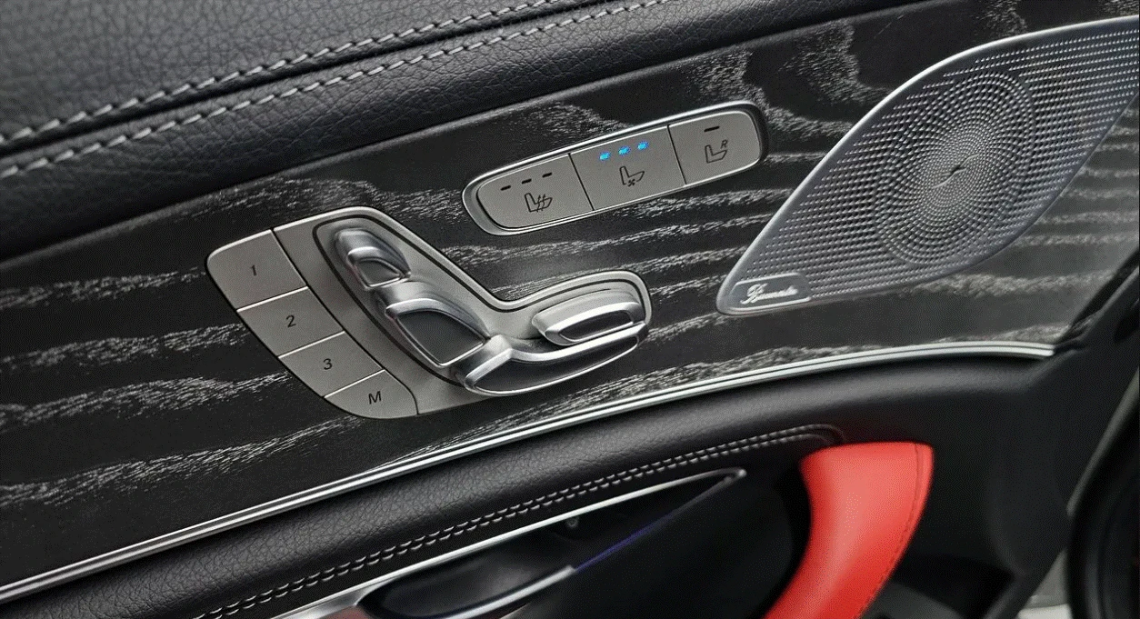Mercedes-Benz CLS 450 DESIGNO * EXCLUSIVE EDITION * ОБДУХВАНЕ * HUD * , снимка 12 - Автомобили и джипове - 55582677