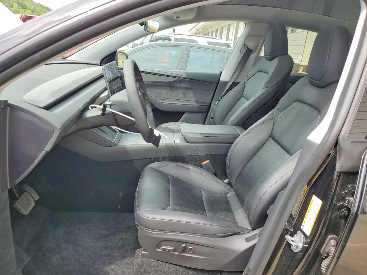 Tesla Y Juniper LONG RANGE DUAL MOTOR AWD , снимка 7 - Автомобили и джипове - 55652252