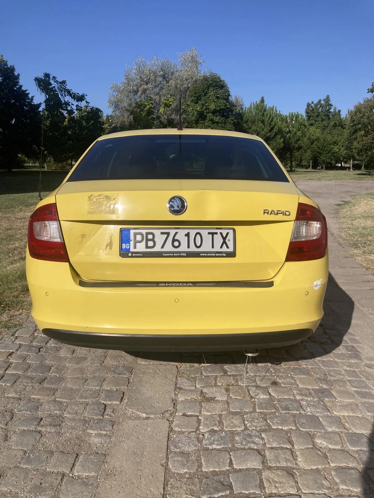 Skoda Rapid 1.2MPI Газов Инжекцион, снимка 4 - Автомобили и джипове - 55673779