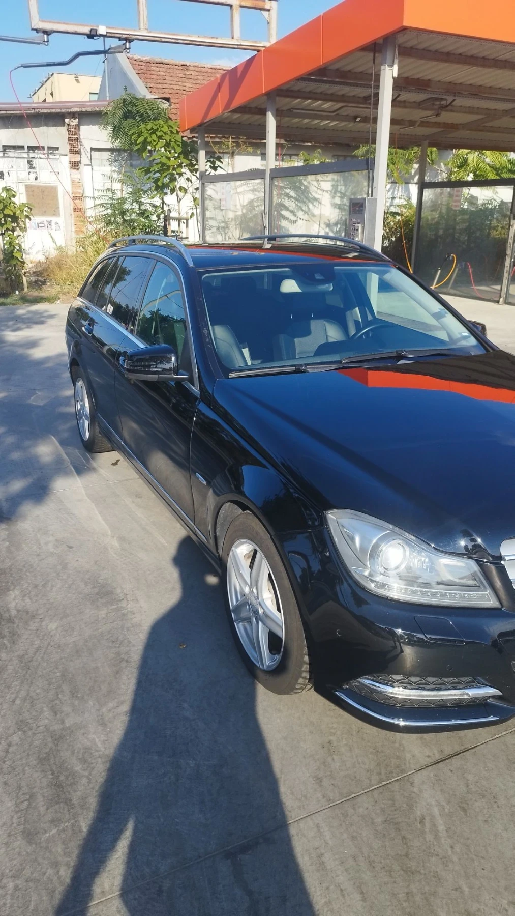 Mercedes-Benz C 220, снимка 2 - Автомобили и джипове - 55703809