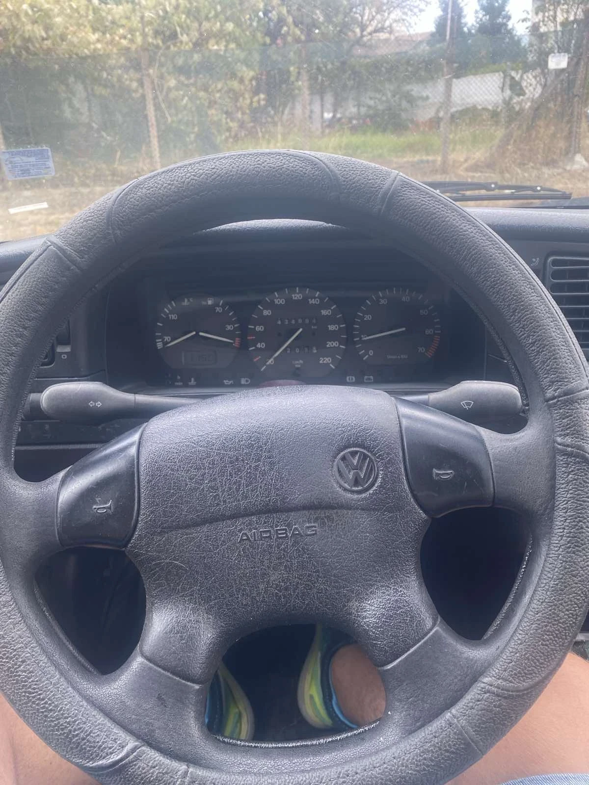VW Passat 1.8 mono, снимка 2 - Автомобили и джипове - 56137896
