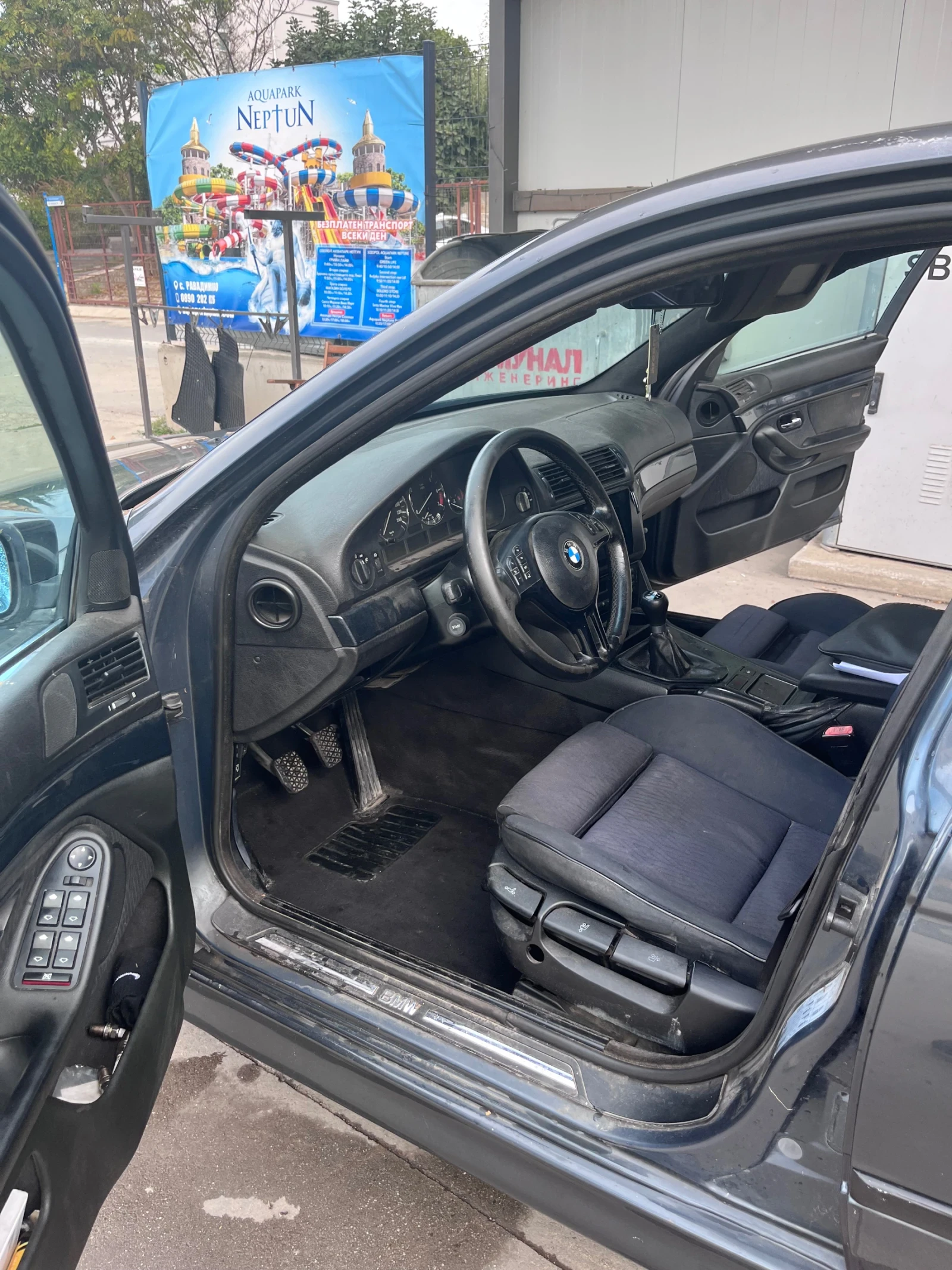 BMW 520, снимка 4 - Автомобили и джипове - 56230597