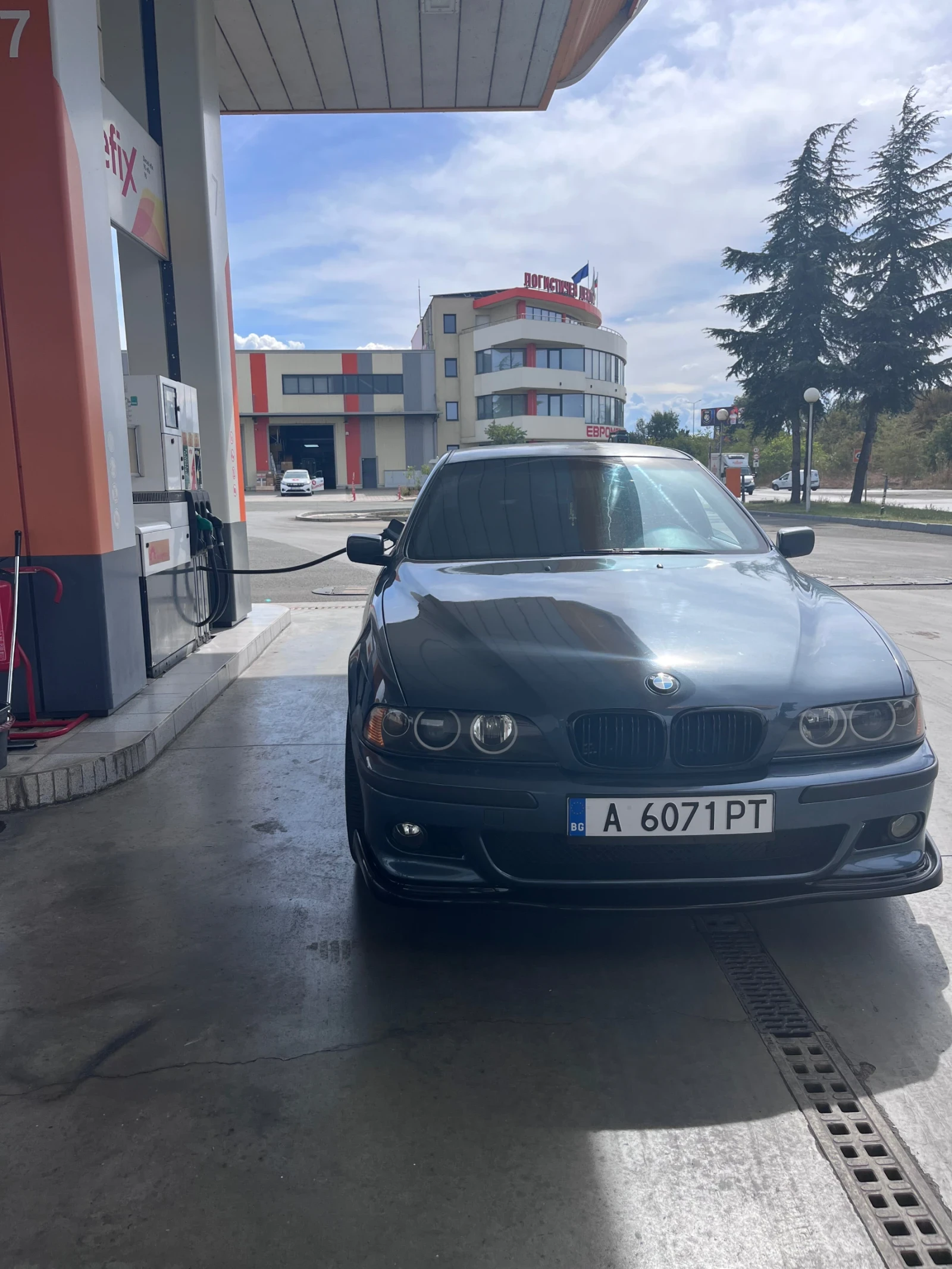 BMW 520, снимка 11 - Автомобили и джипове - 56230597