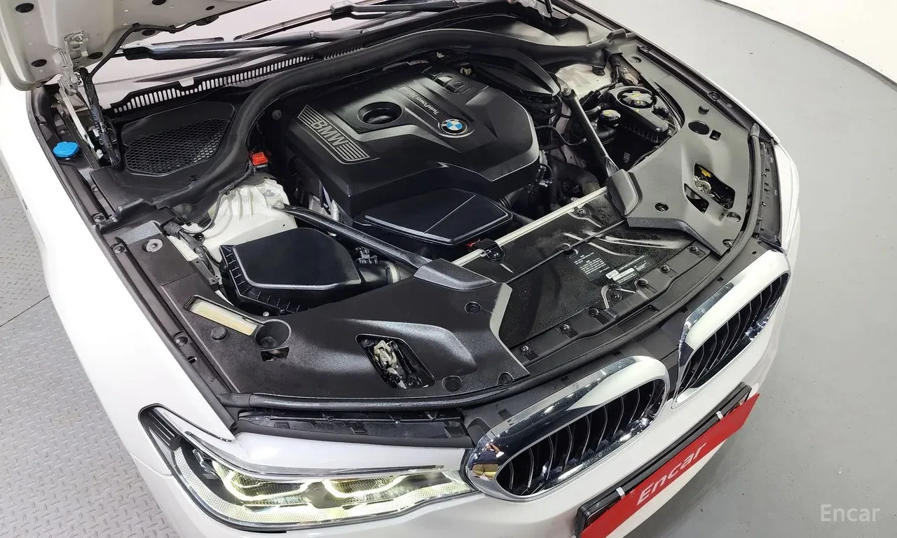 BMW 530 i xDrive M Sport* HUD* ������* ACC | Mobile.bg � ����������� 7