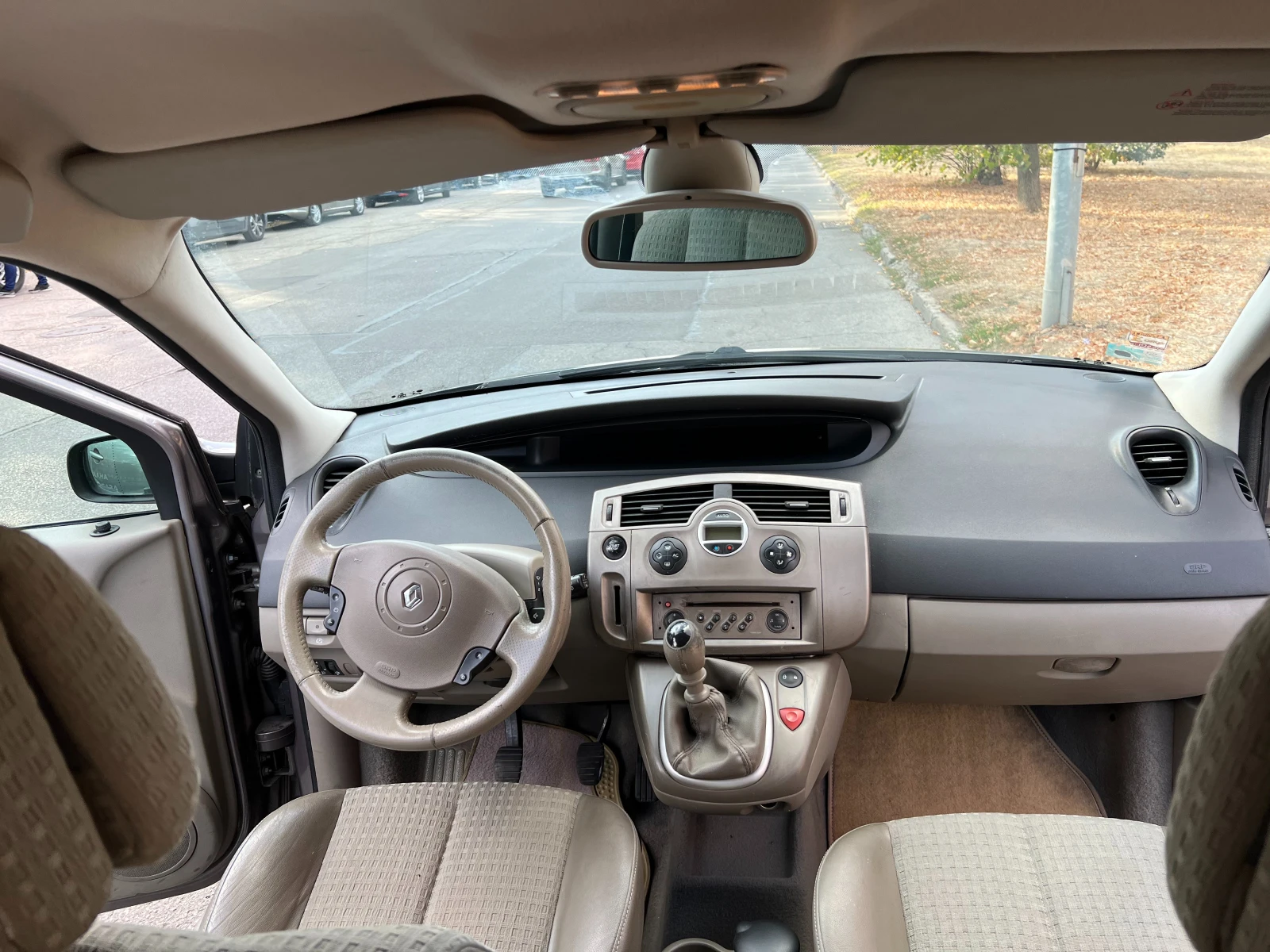 Renault Grand scenic II  (facelift), снимка 8 - Автомобили и джипове - 56748340