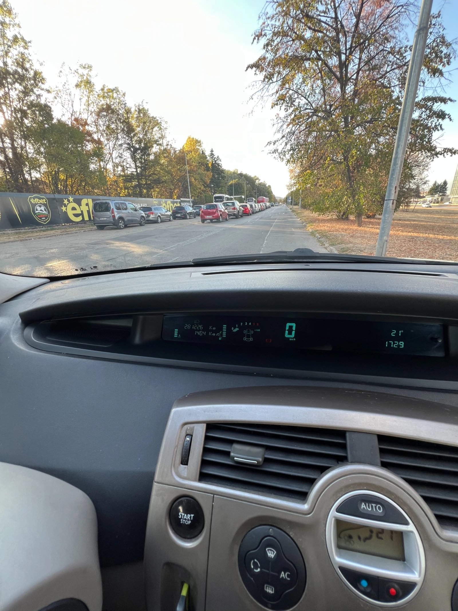 Renault Grand scenic II  (facelift), снимка 11 - Автомобили и джипове - 56748340