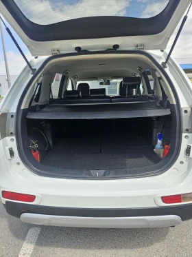 Mitsubishi Outlander 2.2 DI-D 4WD  РЕГИСТРИРАН, снимка 13