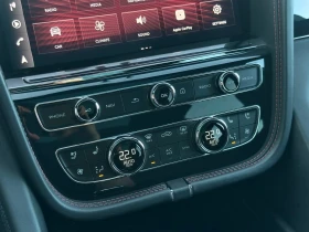 Bentley Bentayga 4.0 V8 First Edition , снимка 9