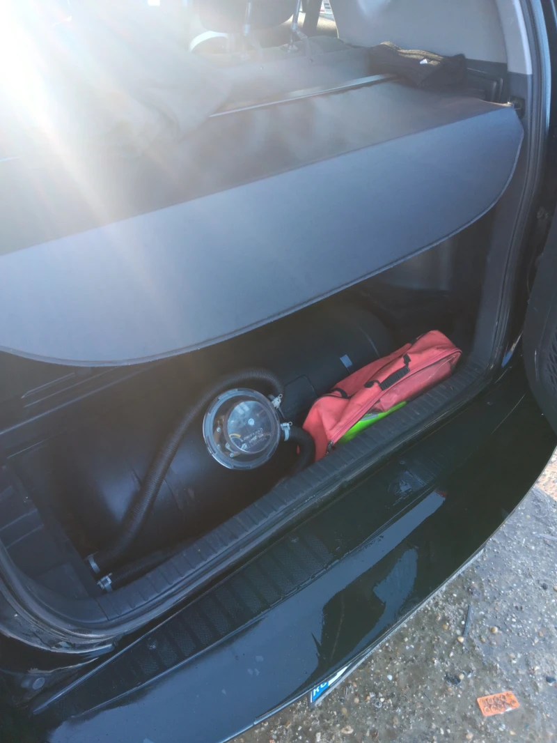 Toyota Rav4 Gaz benzin, снимка 8 - Автомобили и джипове - 53267258