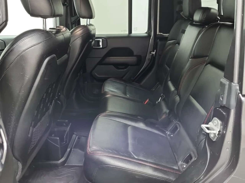 Jeep Gladiator * RUBICON CREW CAB SHORT BED * CARFAX * ЦЕНА ДО БГ, снимка 11 - Автомобили и джипове - 53508462