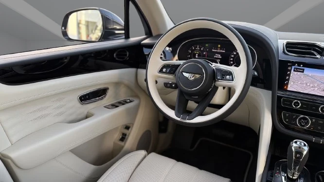 Bentley Bentayga V8 EWB = Atelier Edition = Гаранция, снимка 10 - Автомобили и джипове - 54013799