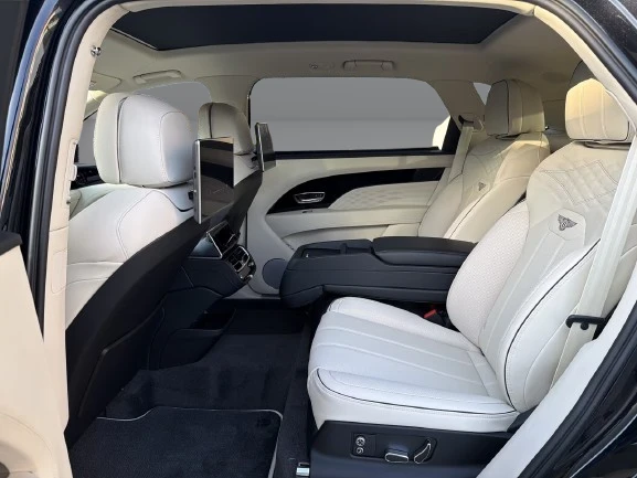 Bentley Bentayga V8 EWB = Atelier Edition = Гаранция, снимка 14 - Автомобили и джипове - 54013799