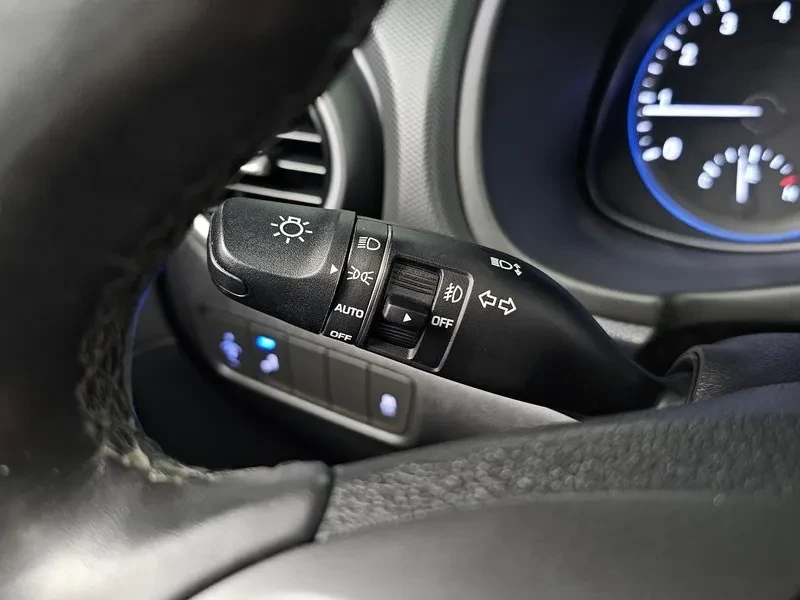 Hyundai Kona 1.6 Turbo 2Wd Premium, снимка 17 - Автомобили и джипове - 55277760